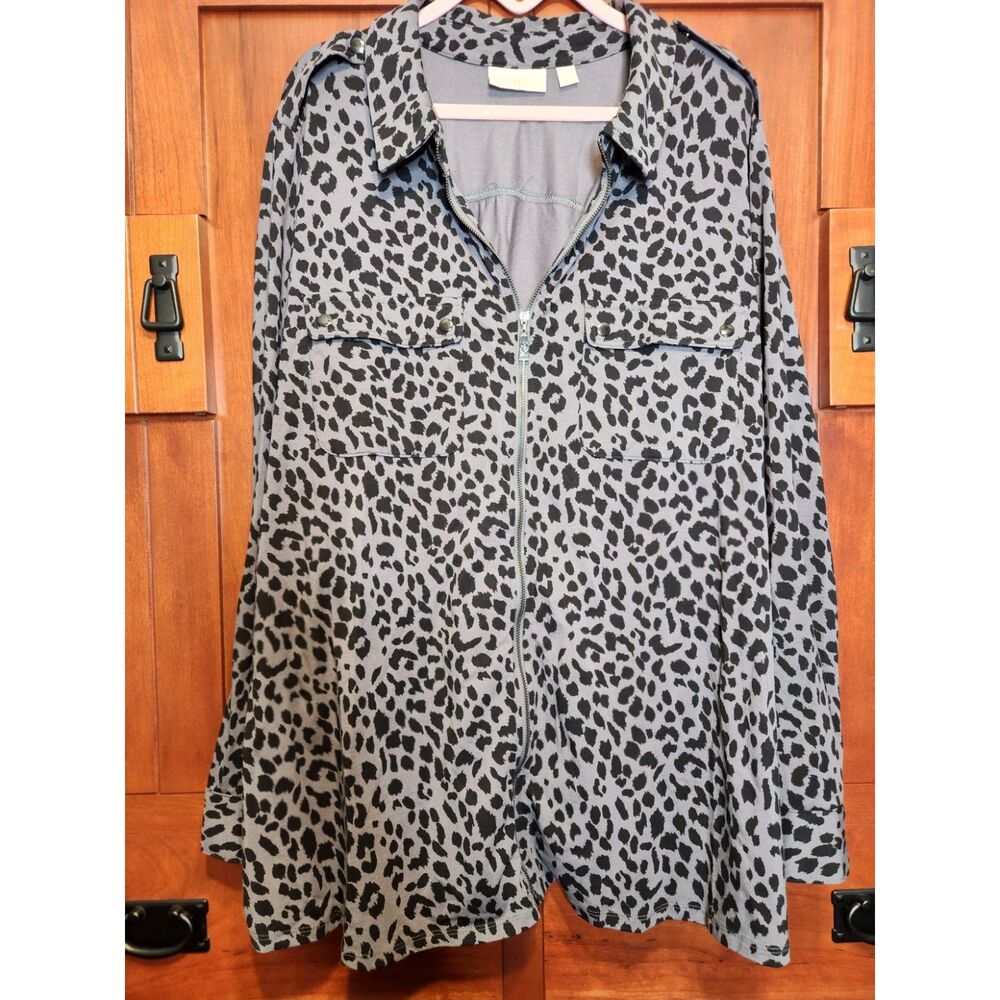 Belle by Kim Gravel Black & Gray Leopard Print Shacket Zipper Women's Size 3X